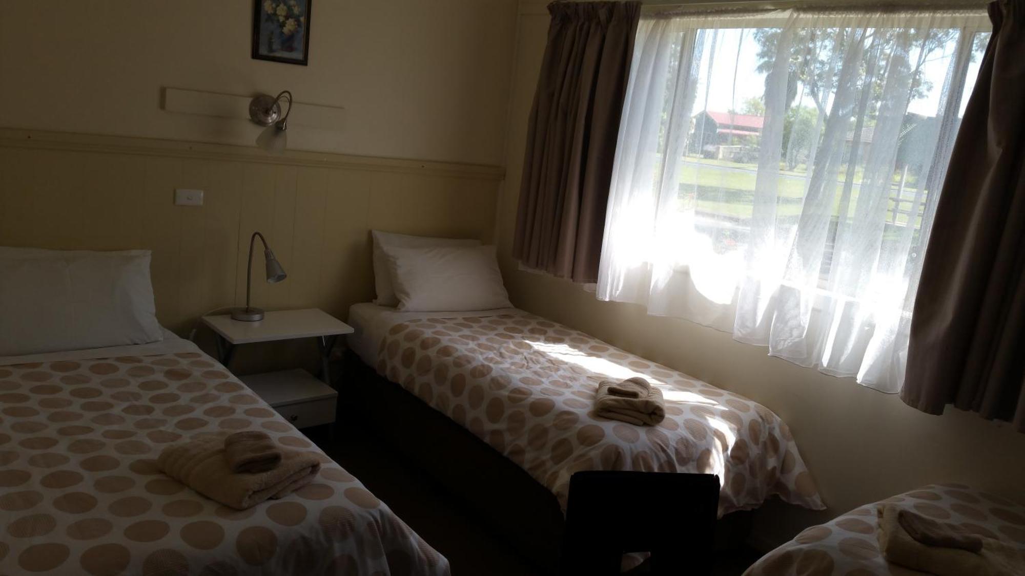 Kaniva Midway Motel Habitación foto
